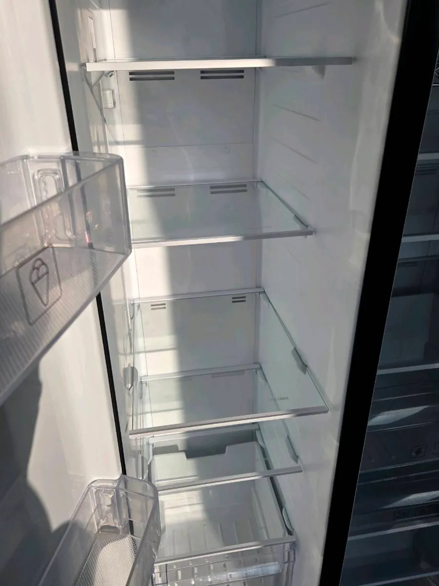 Beko American style fridge freezer in black with d - Image 2