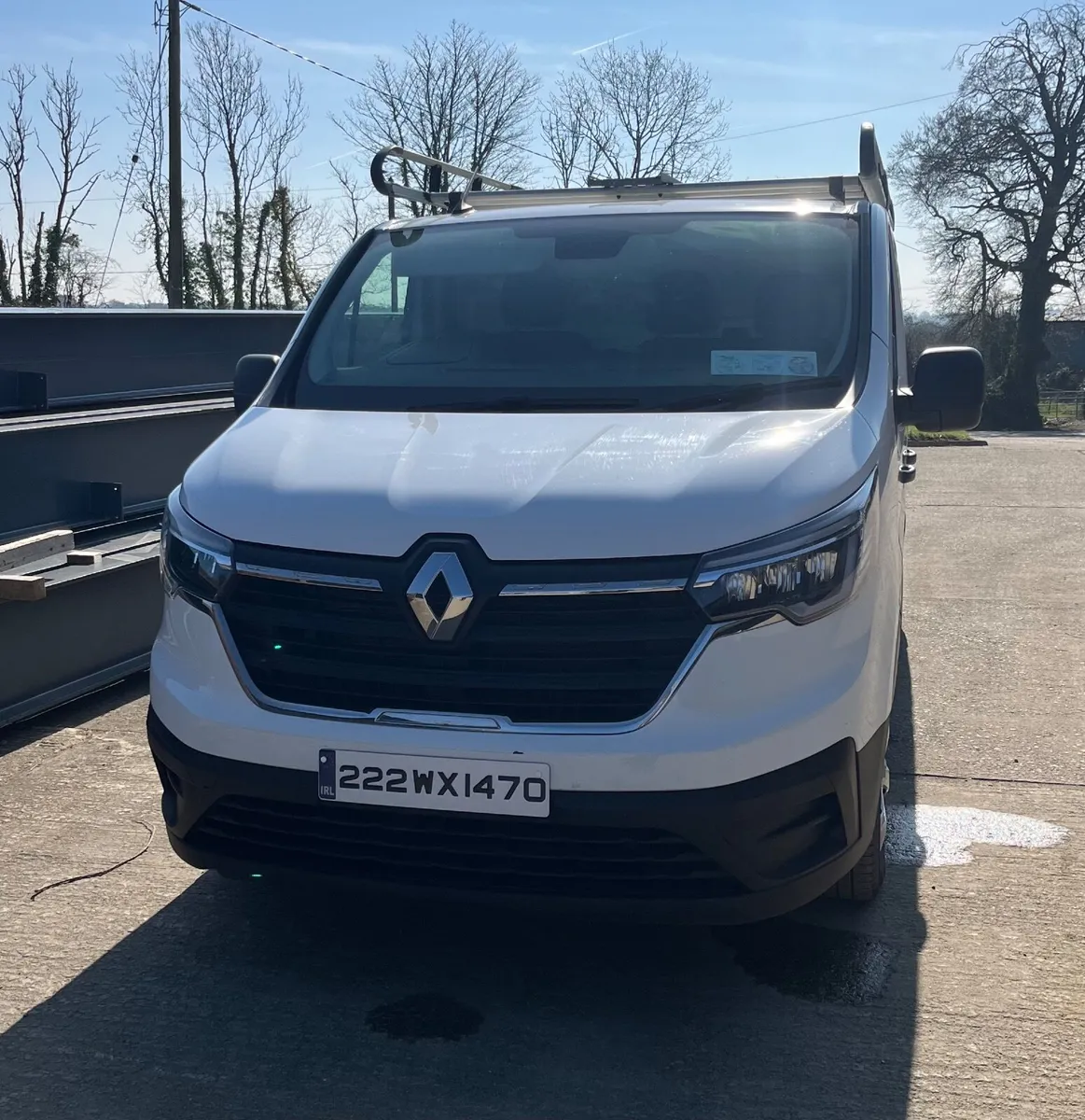Renault Trafic 2022 - Only 15,300 miles - Image 3