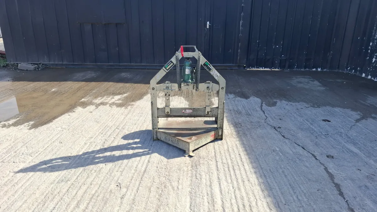 Red Band Block Cutter – Heavy Duty Masonry Cutter - Image 1