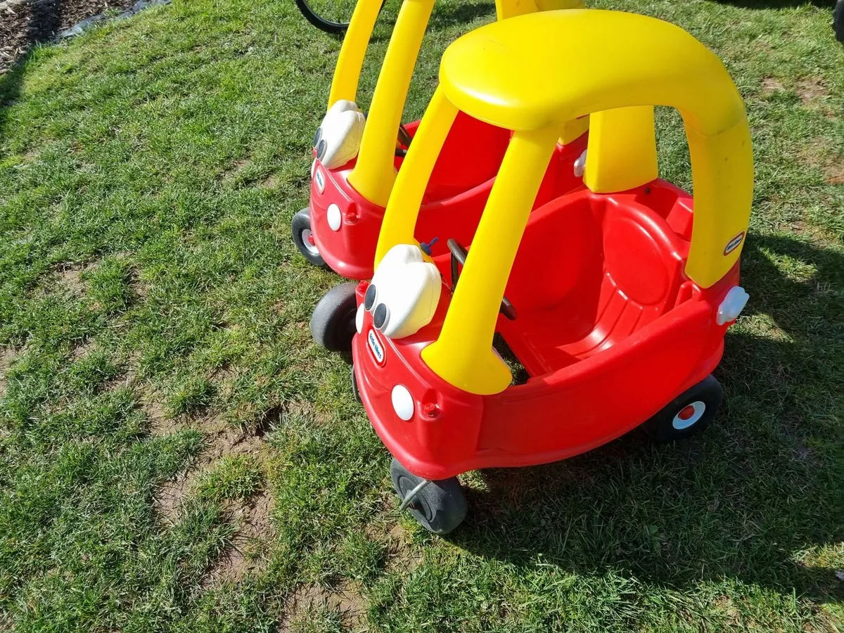 Little Tikes Cozy Coupe Ride Ons & Petrol Pump - Image 2