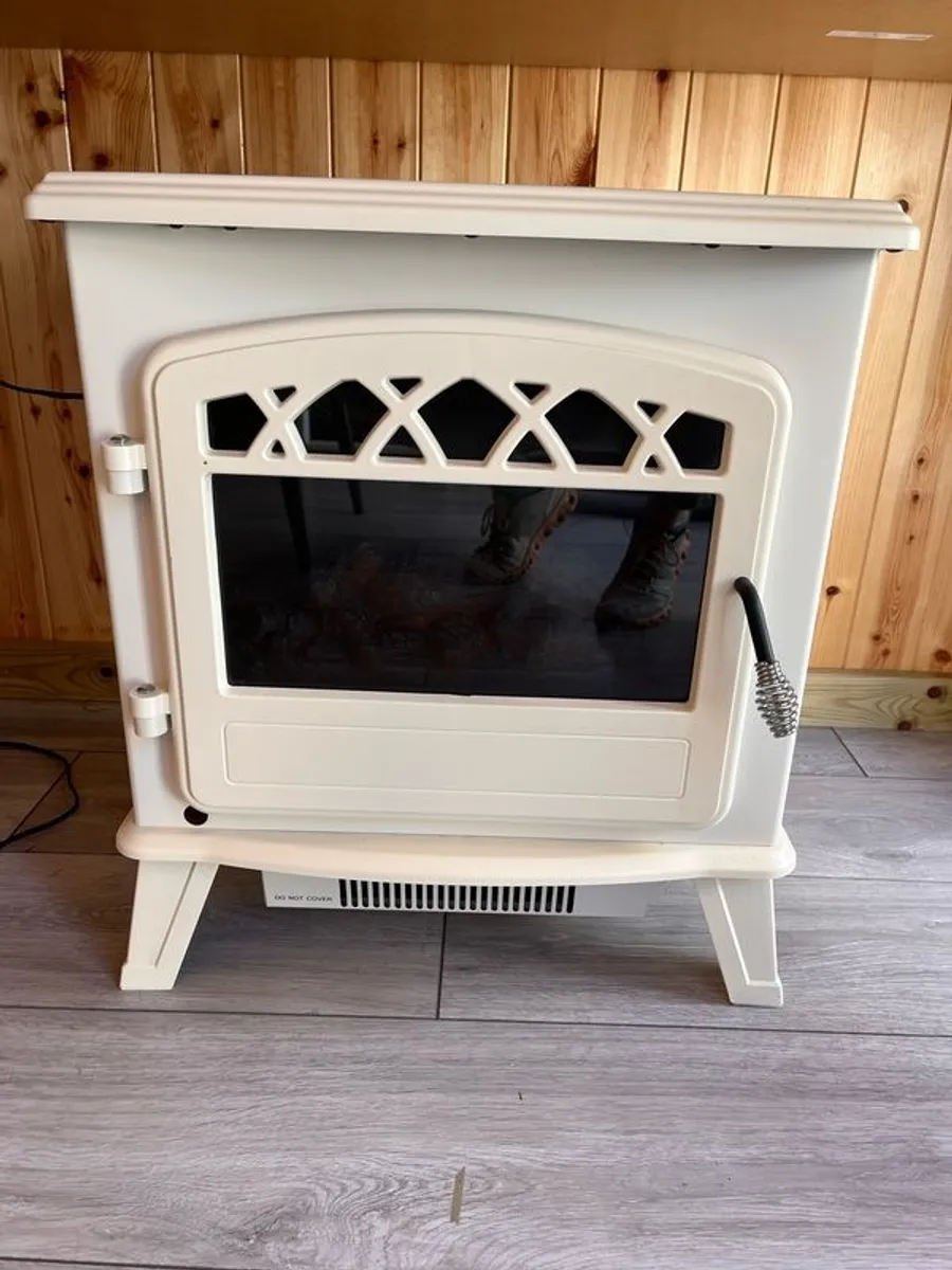 Free standing Woodburner effect LED fire - Image 4