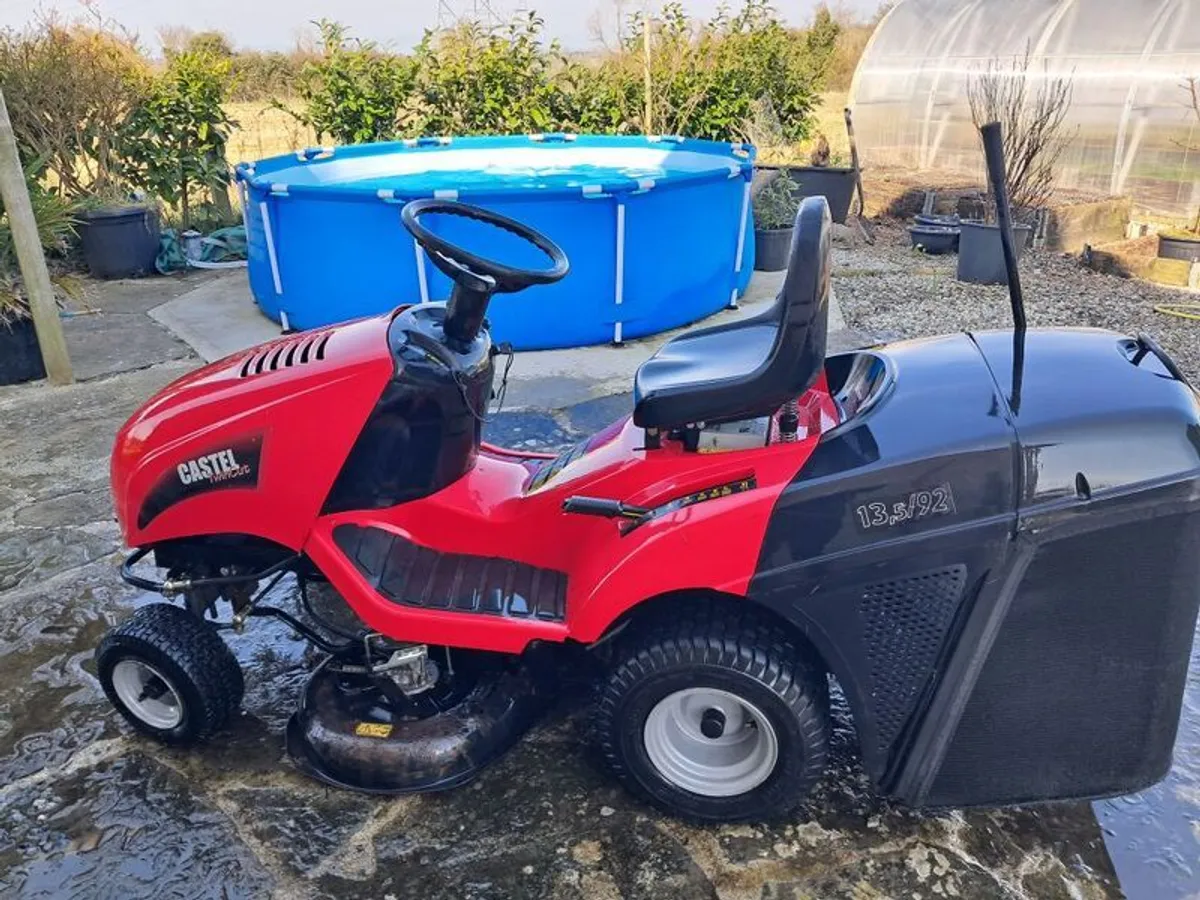 castle garden mower - Image 1