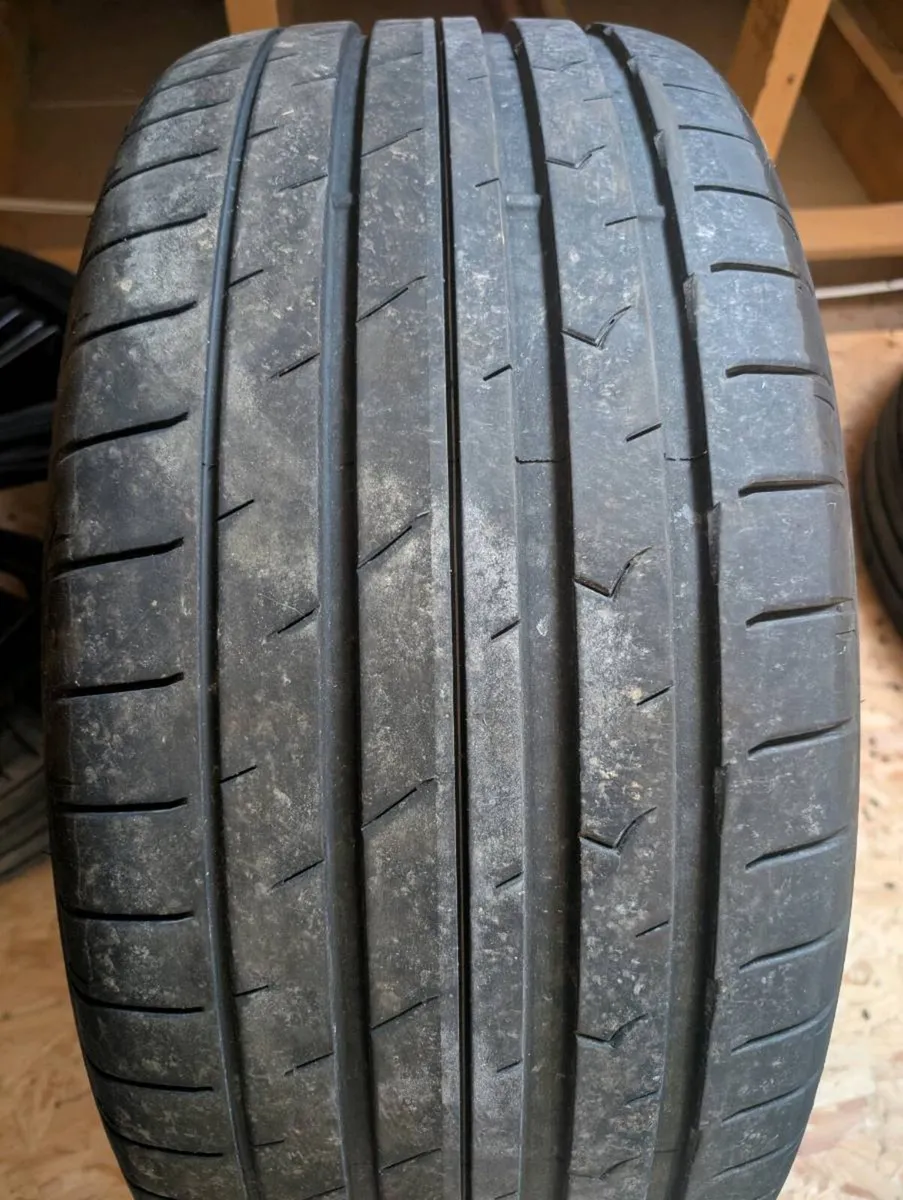 Toyo tyres 285 35 22 4 number - Image 2