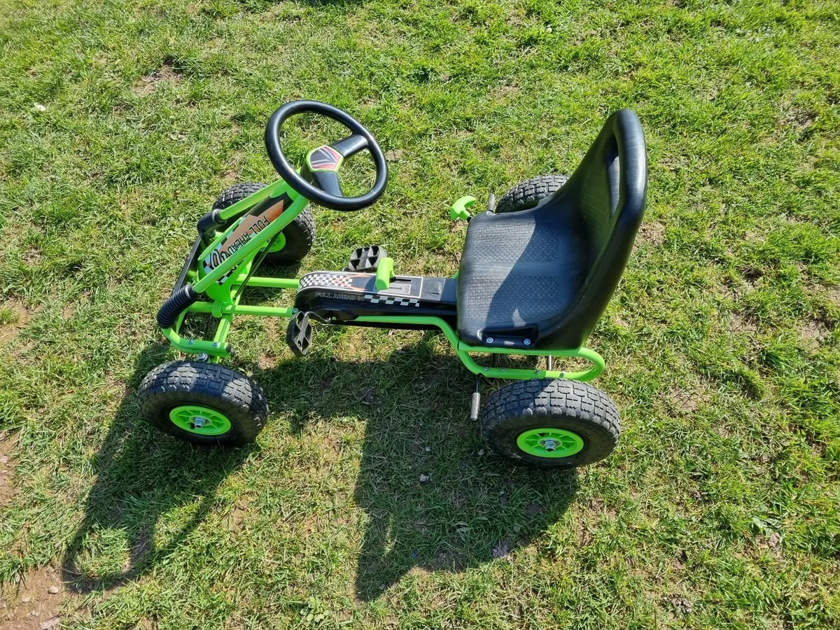 Go Kart : Green, Pedals - Image 1