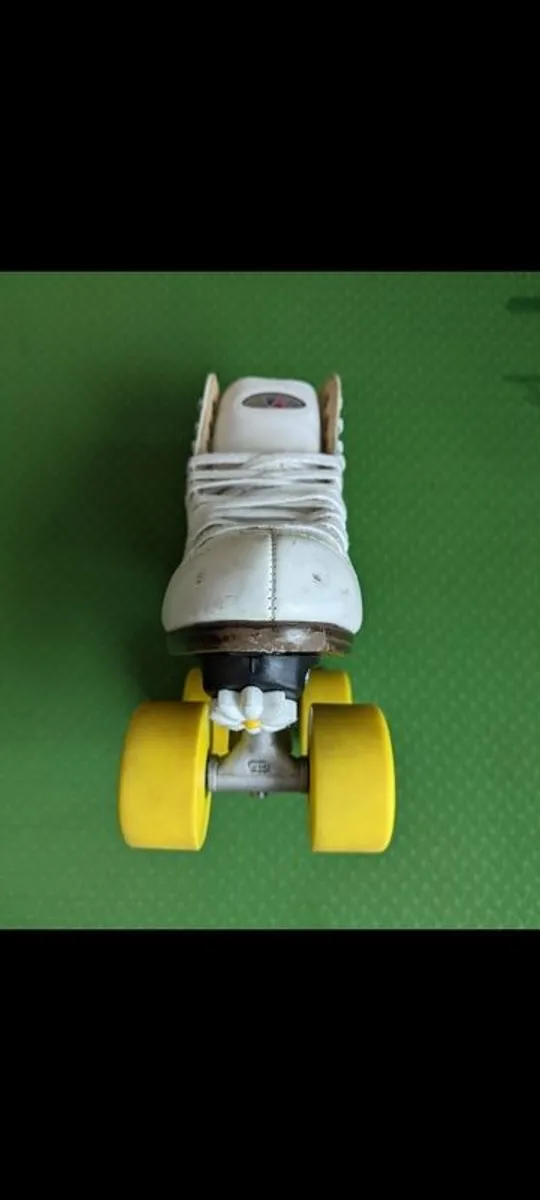 Roller skates Riedell Angel excellent condition rarely worn. - Image 2