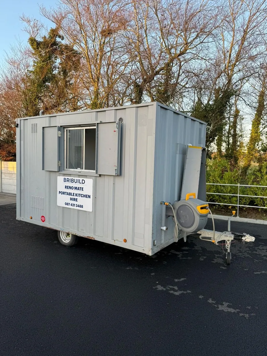 Portable Kitchen - Image 1