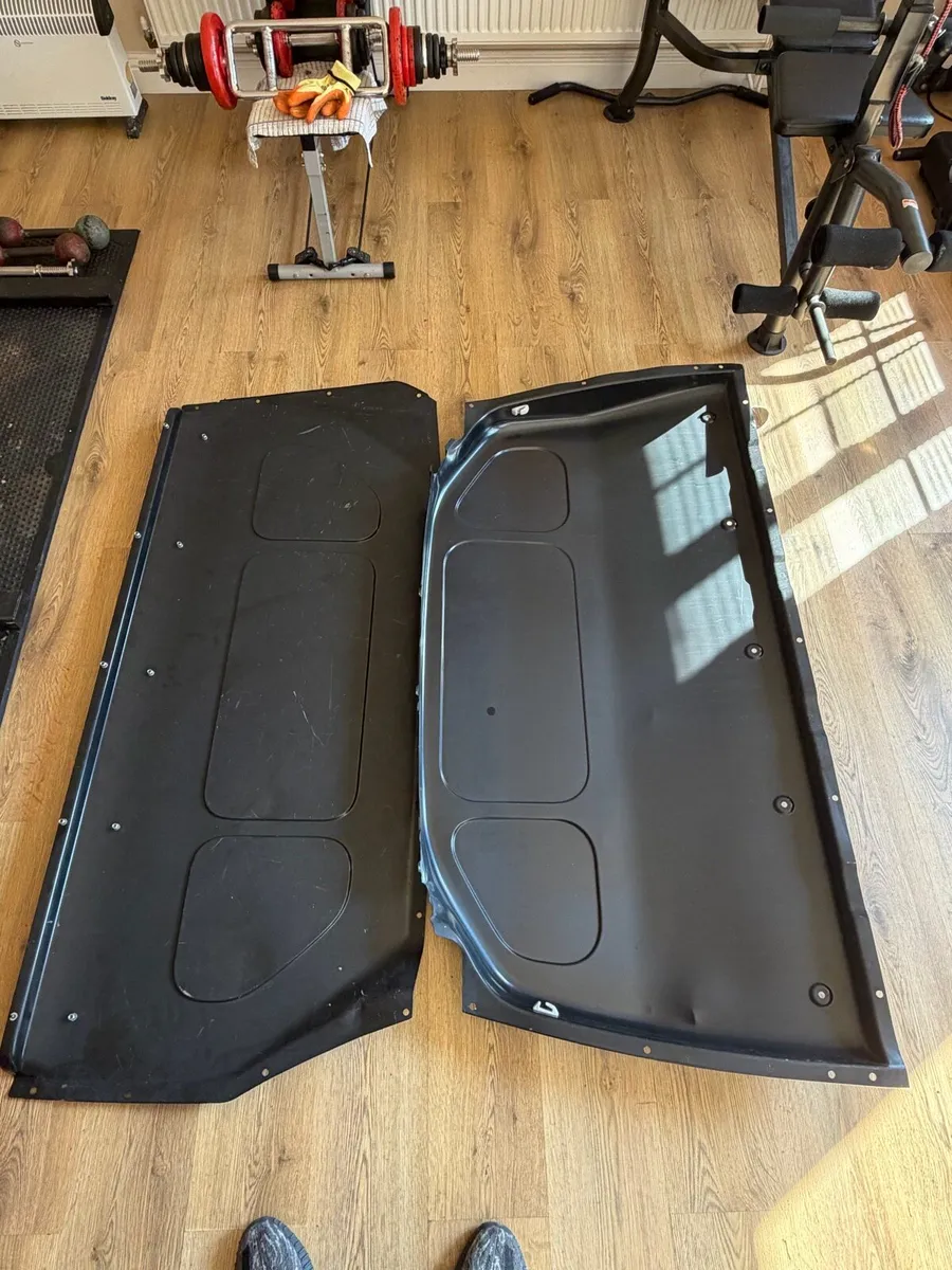 New bulk head Volkswagen Transporter - Image 2