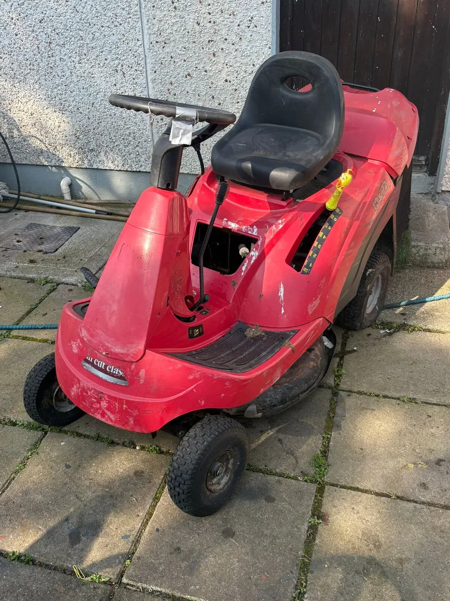 2 small ride on law - Image 1