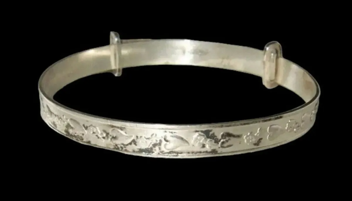 Vintage Hallmarked Silver Baby Bangle - Image 3