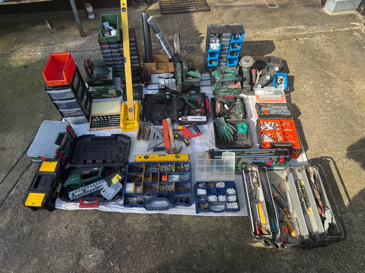 Tool Bundle (Mix of roughly 25 items) - Image 1