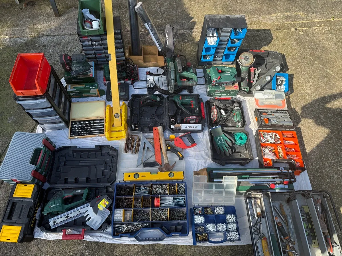 Tool Bundle (Mix of roughly 25 items) - Image 2