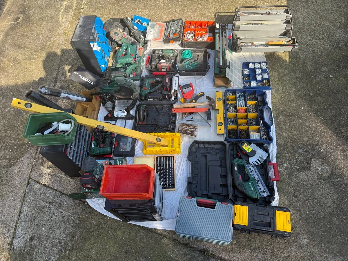 Tool Bundle (Mix of roughly 25 items) - Image 3