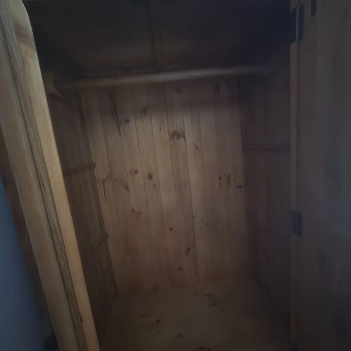 Solid oak wardrobe - Image 2