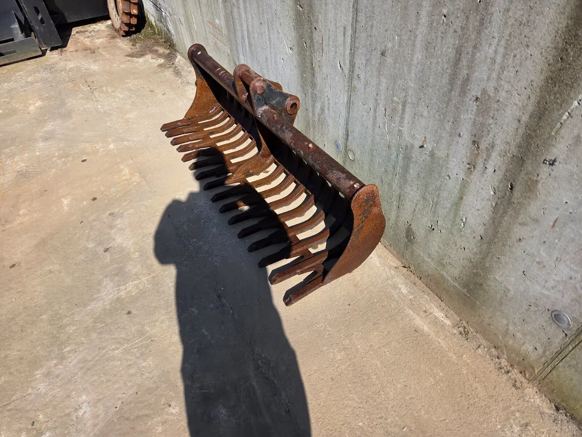 TAKEUCHI TB 125  228 230  RAKING - Image 2