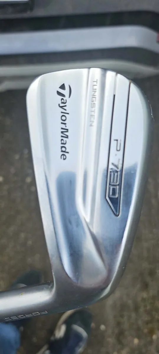 Taylormade P790 Irons - Image 2