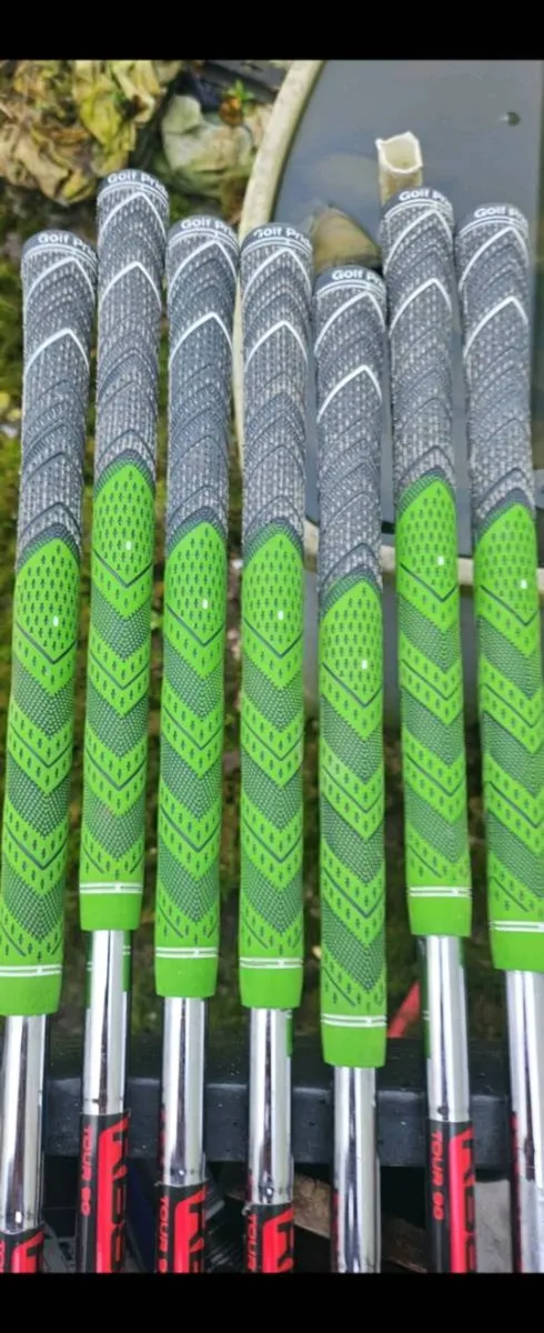 Taylormade P790 Irons - Image 4