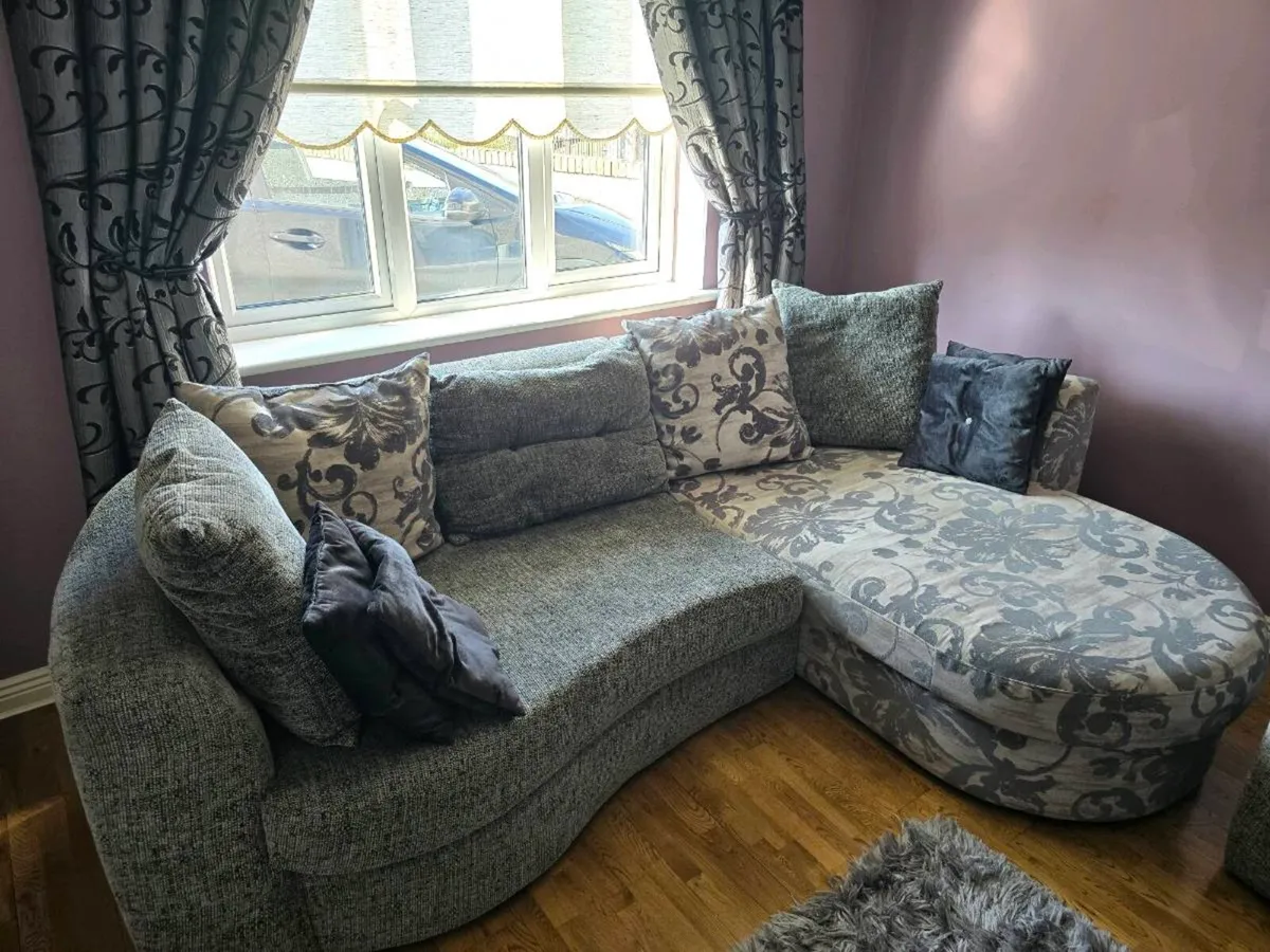 3 Seater Corner Sofa & 2 Seater Sofa to match - Image 3