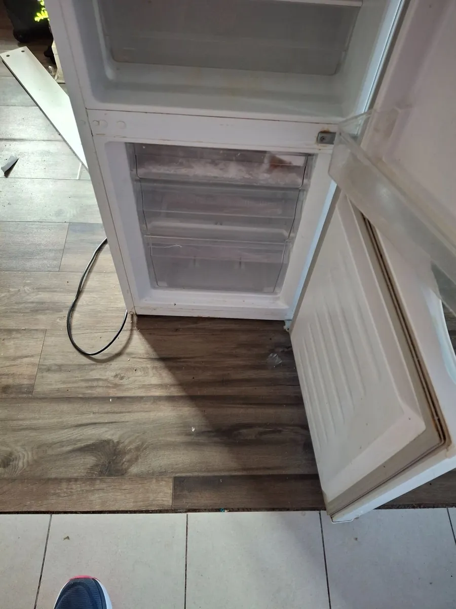Fridge freezer - Image 3