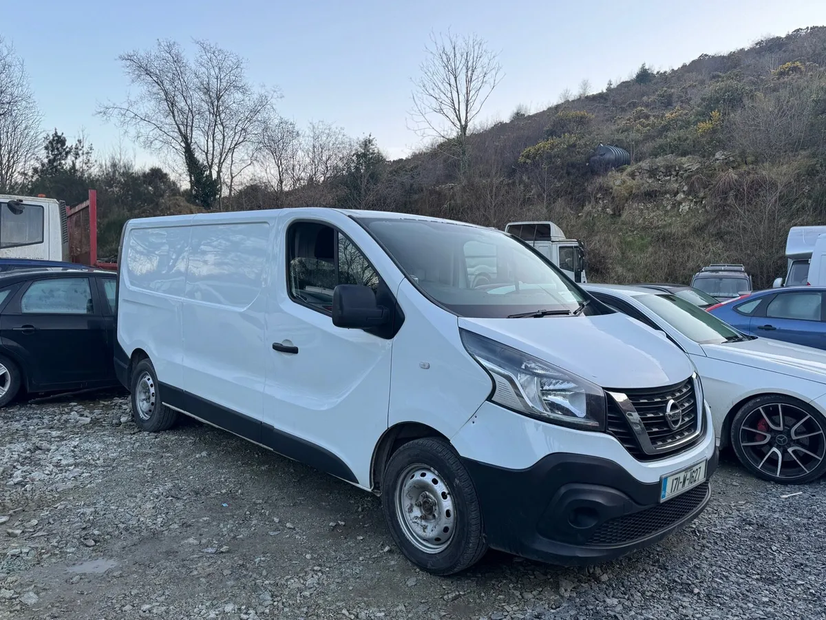 2017 Nissan NV300 - Image 1