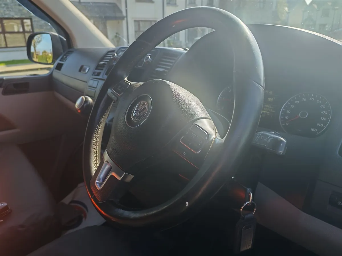 Van volkswagen transporter - Image 4