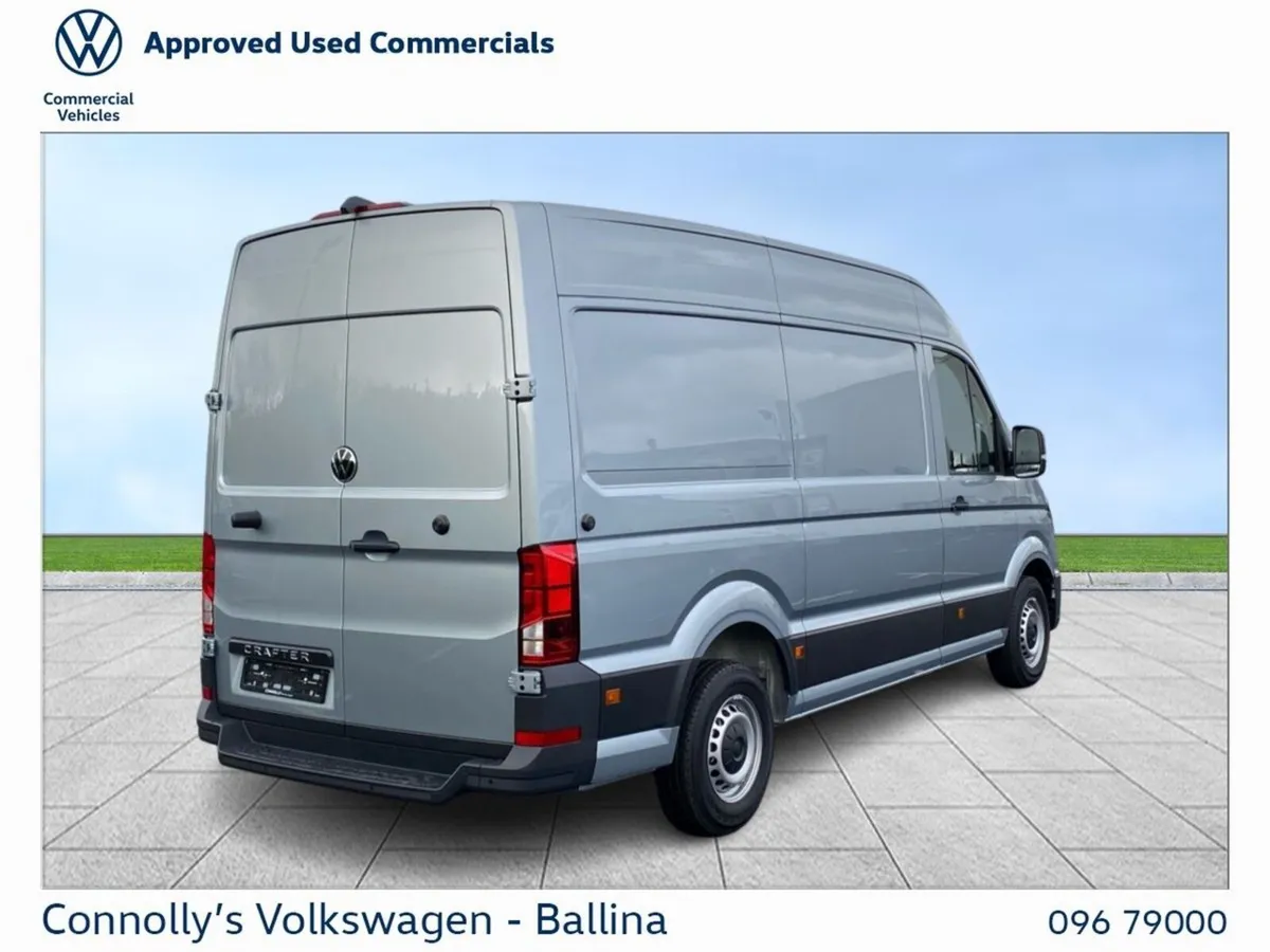 Volkswagen Crafter 30 Highline MWB 2.0TDi 140bhp M - Image 3