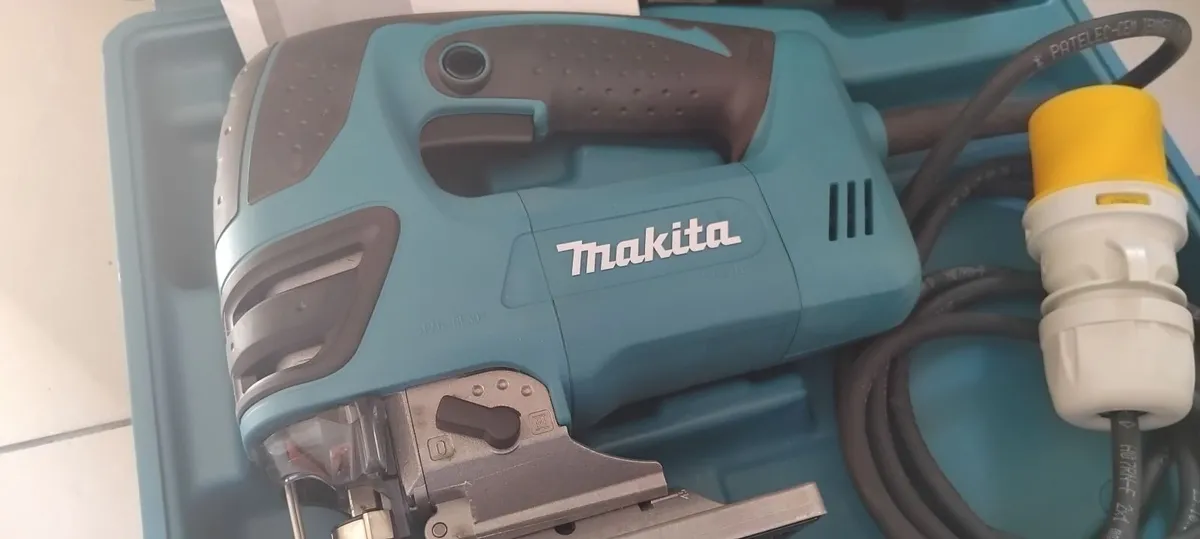 Makita 4350CT Jigsaw 110v - Image 1