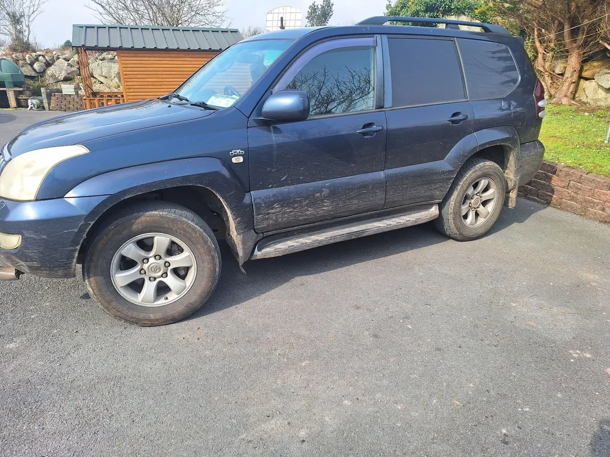 Land Cruiser 2005 - Image 4