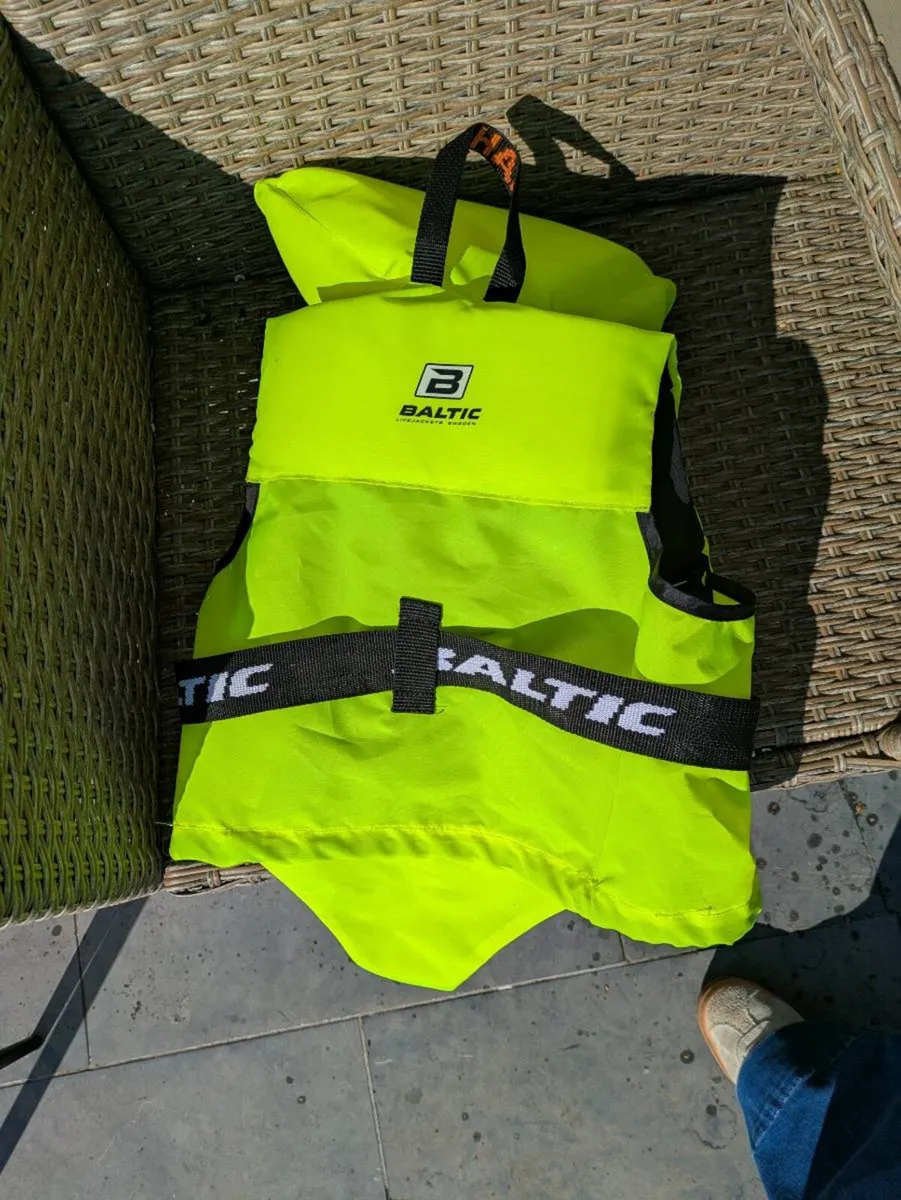 Lifejackets Baltic babies/toddler - Image 3