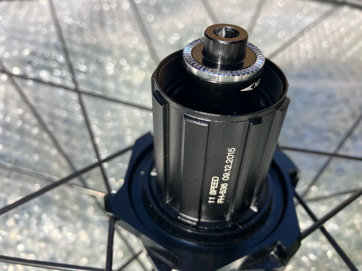 New Giant SL1 Disc Aluminium Wheel Set - Image 4