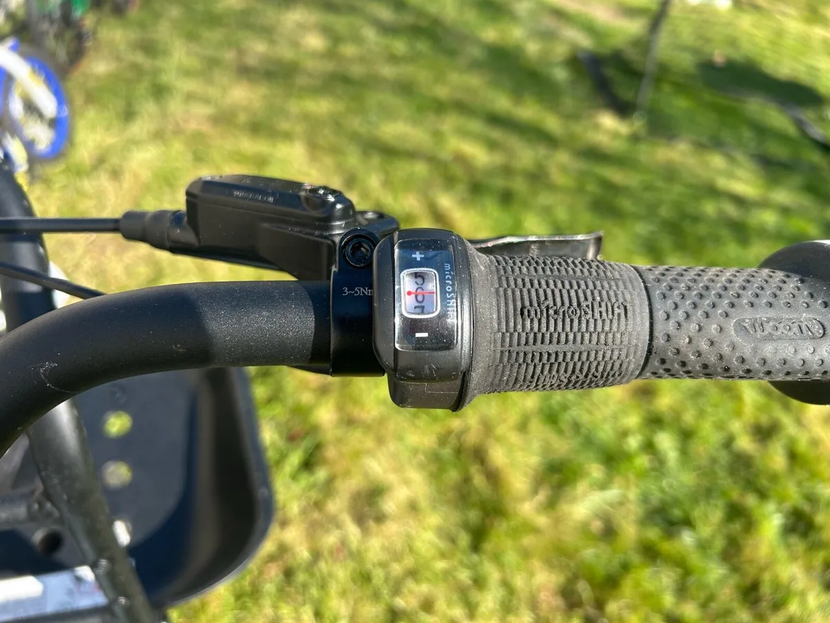 Woom Now 6 Kids Bike - Image 2