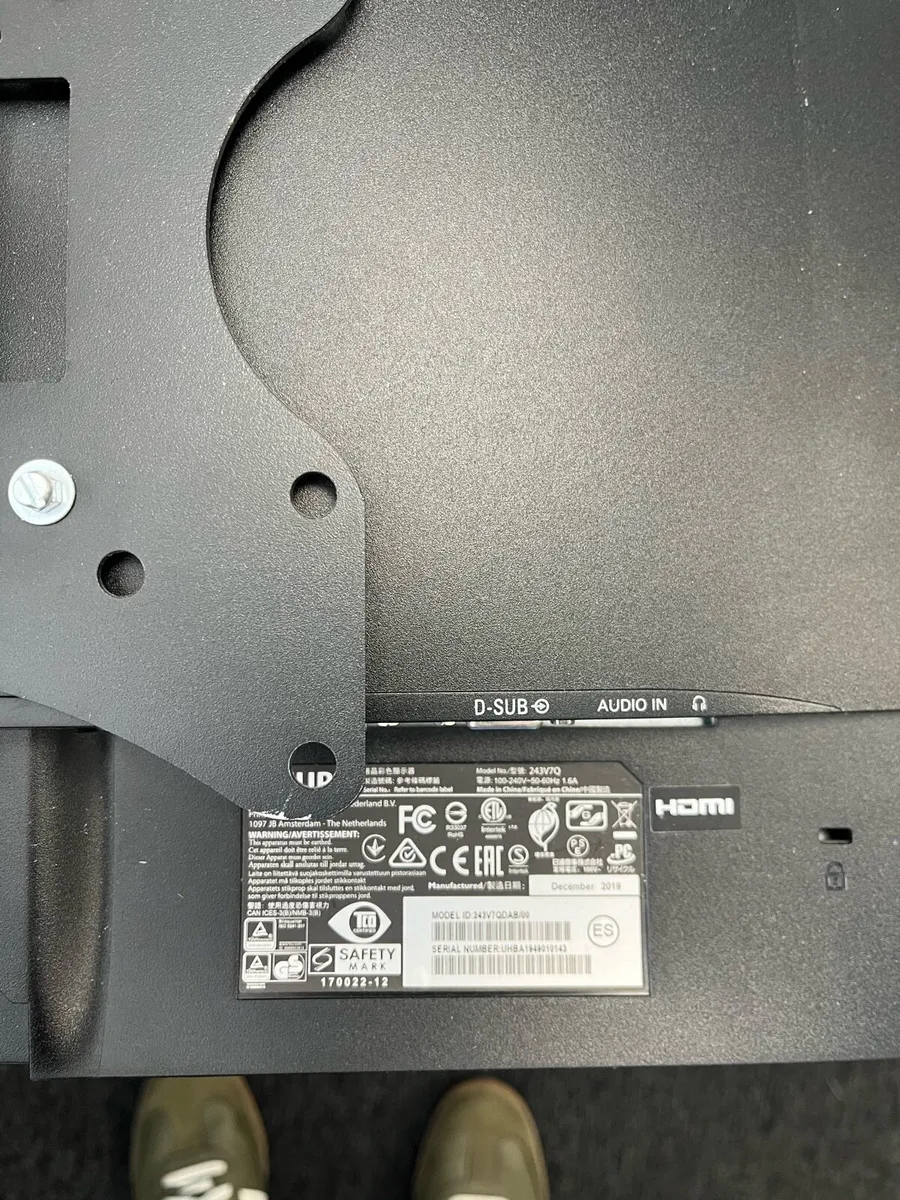 24 inch Philips Monitor 243V7QDAB/00 Wall Mounted - Image 4