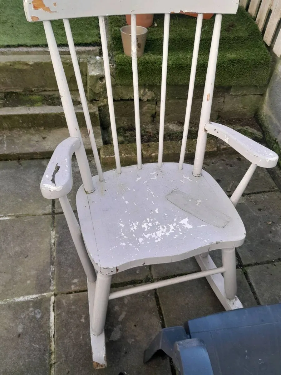 Rocking chair - Image 2