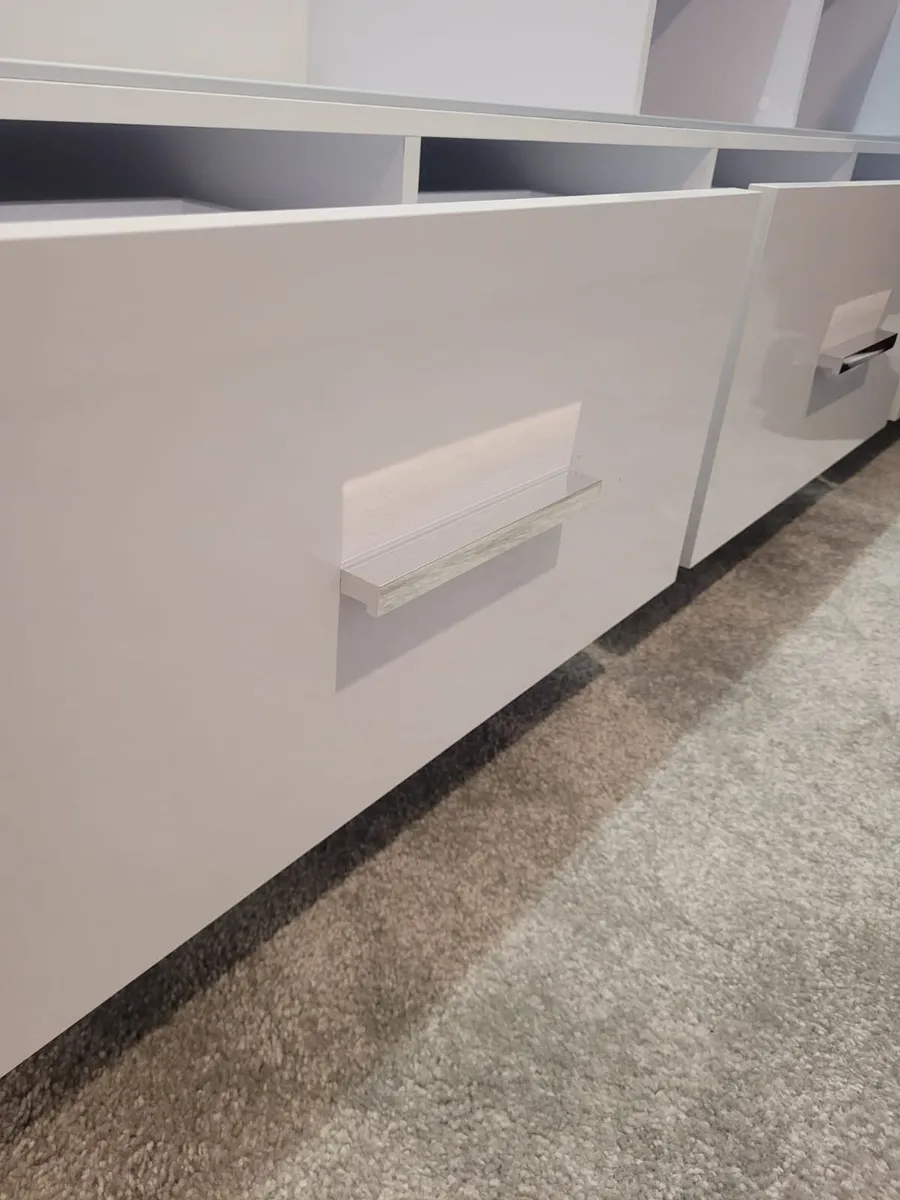 Wardrobe SYCYLIA 203cm LED White *FREE DELIVERY - Image 4