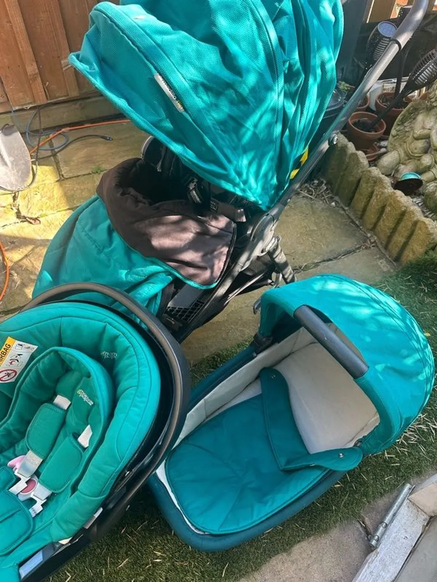 3-in-1 Travel System - Image 2