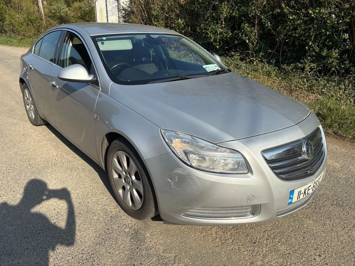 2011 Opel insignia - Image 1