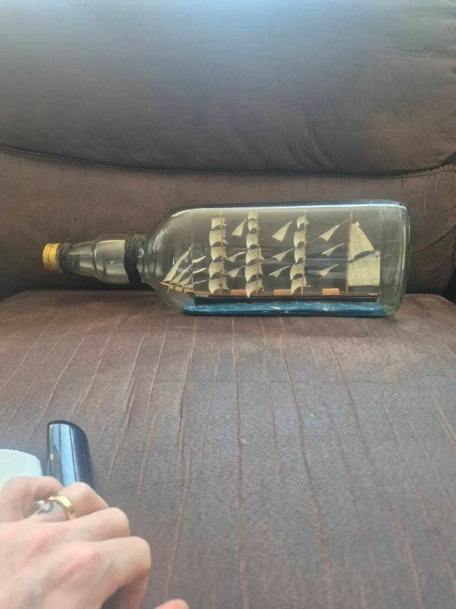Boat in a Bottle - Image 4