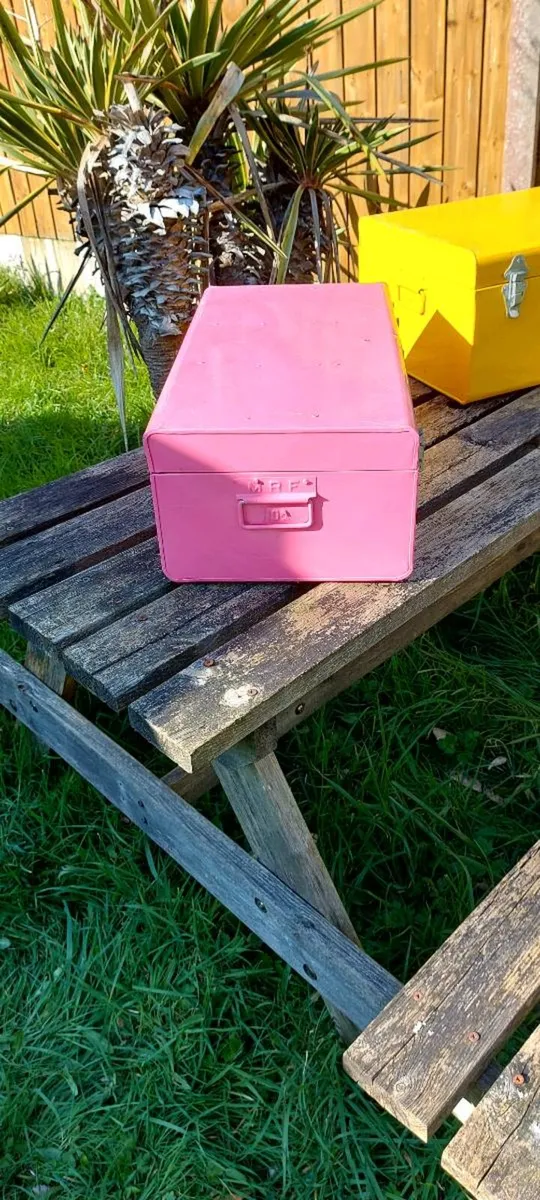 Metal Cases - Image 4