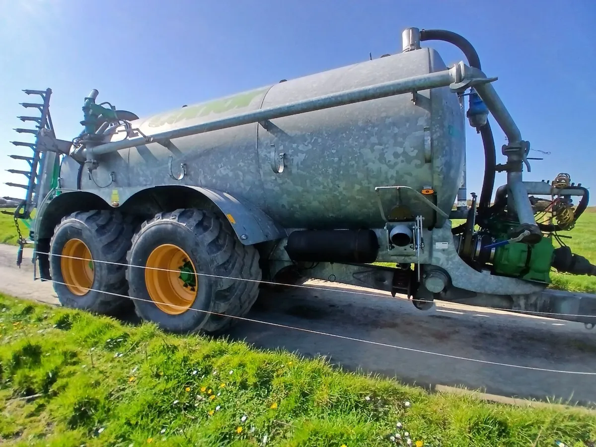 Conor 3,000 gallon Tandem Axel Tank - Image 3
