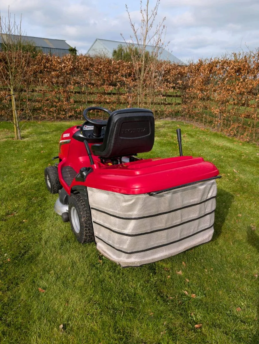 Honda 2417 lawnmower - Image 3