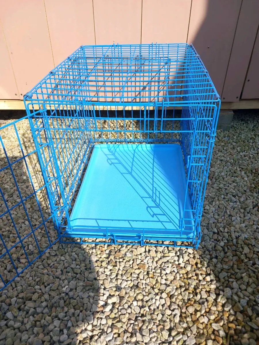 Small dog travel crate - Image 2