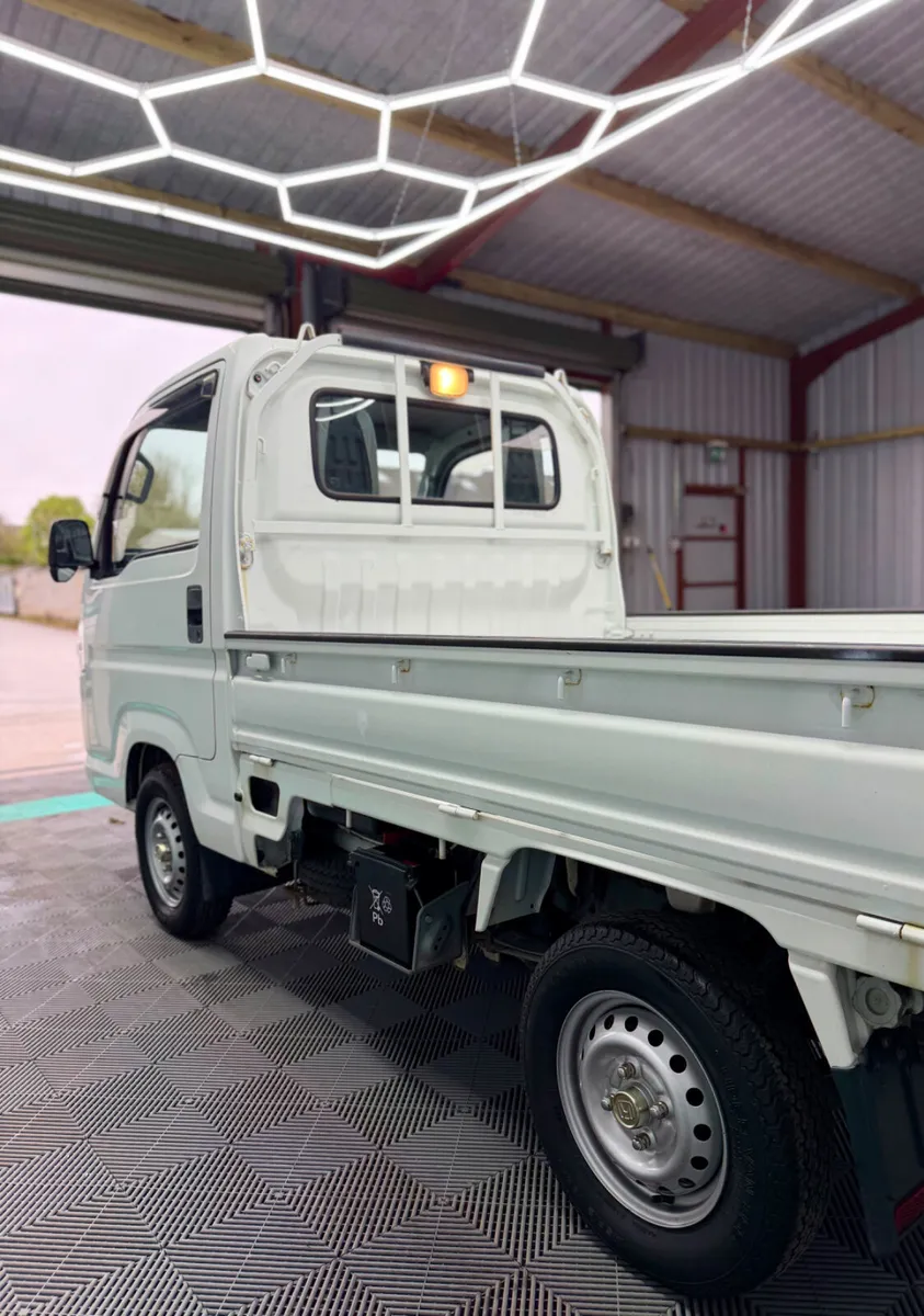 2017 Honda Acty - Automatic - Image 4