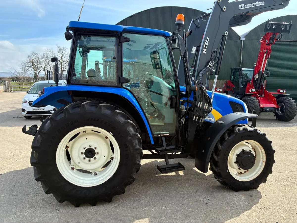 NEW HOLLAND T5040 - Image 4