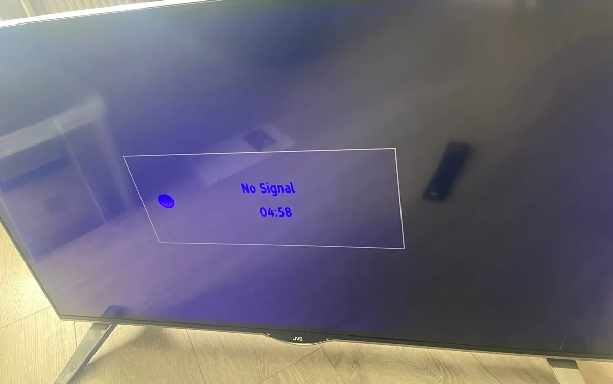 JVC LT-40C860 40-inch LED television - Image 3