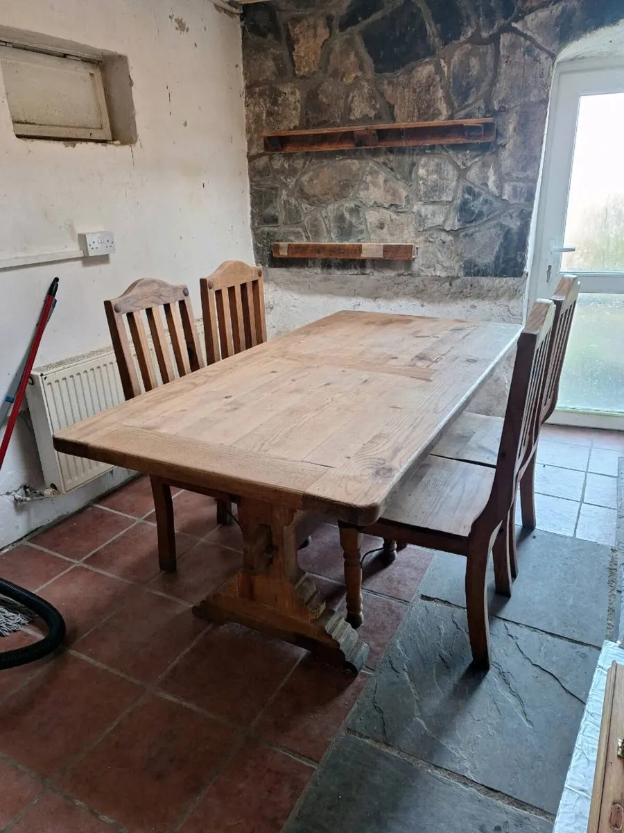 Solid wood Mexican Pine table & chairs - seats 6 - Image 4