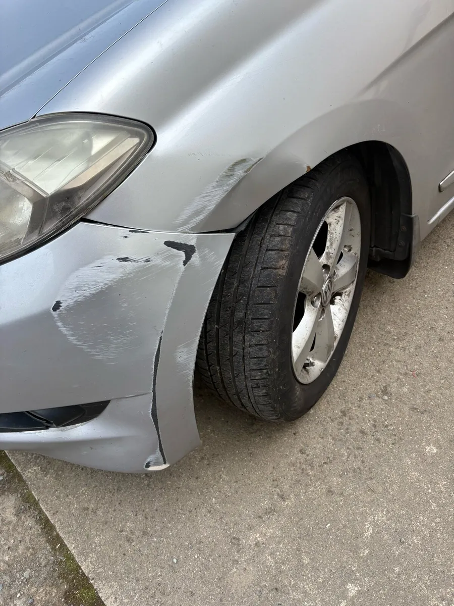 2008 Honda FRV - Image 3