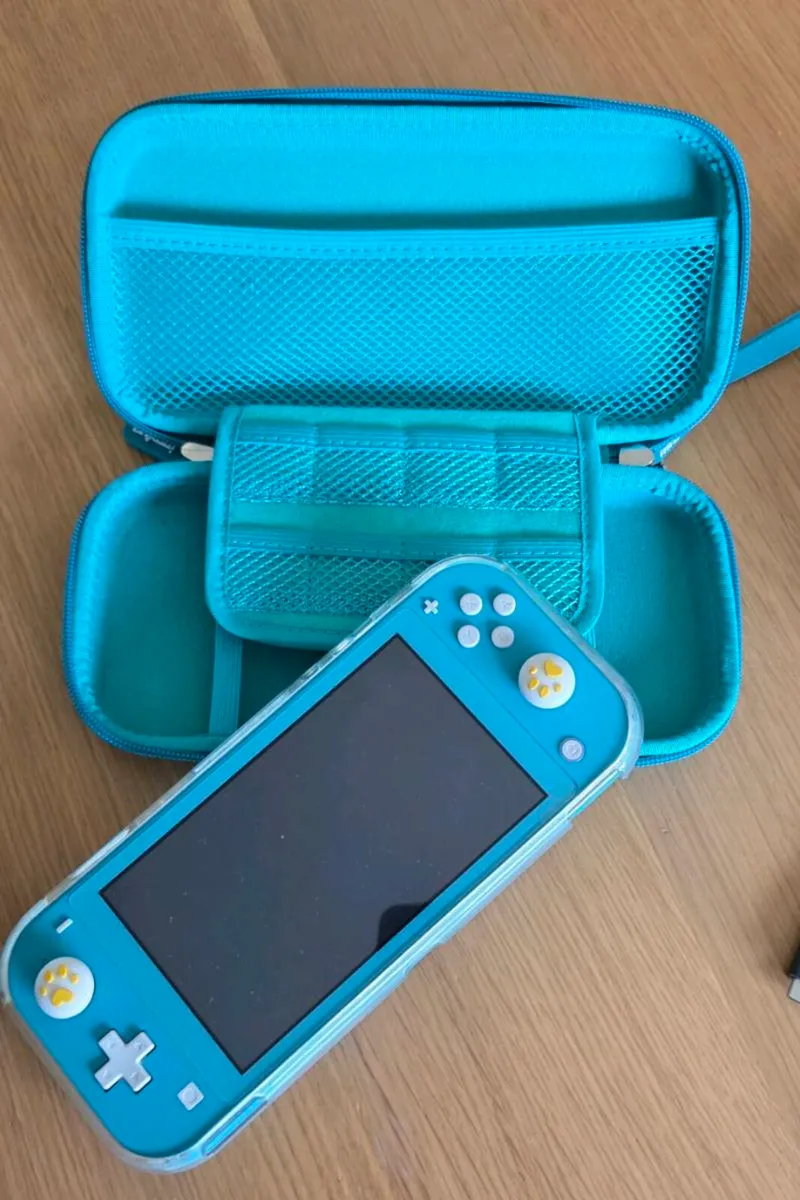 Nintendo Switch Lite - Image 2