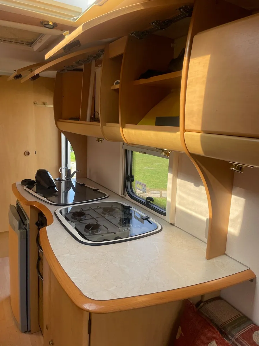 caravan Bailey Pageant 5 - Image 4