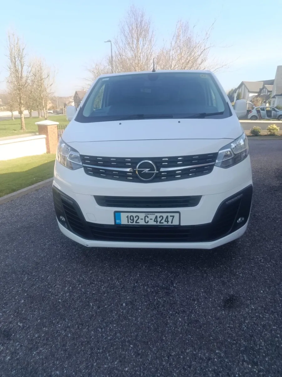 OPEL VIVARO SPORTIVE - Image 3