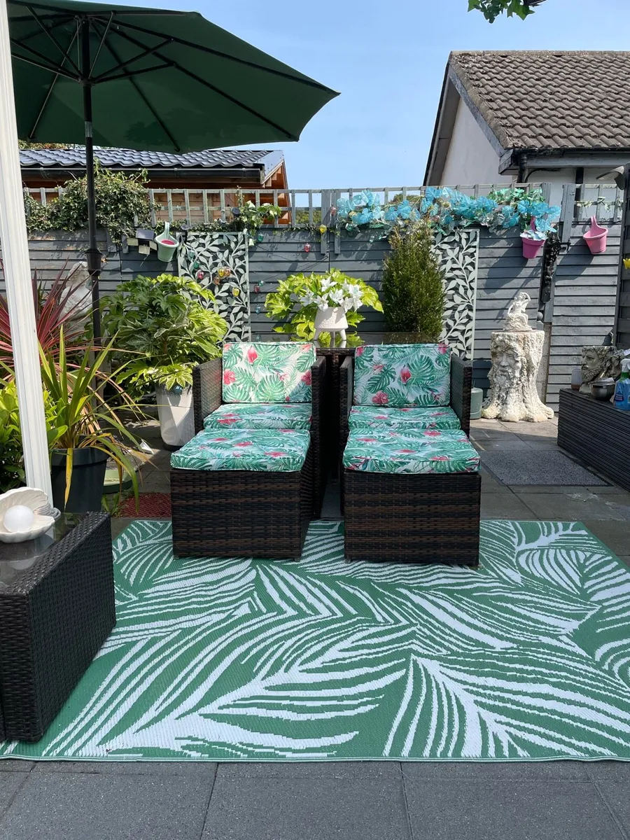 Rattan cube table - Image 3