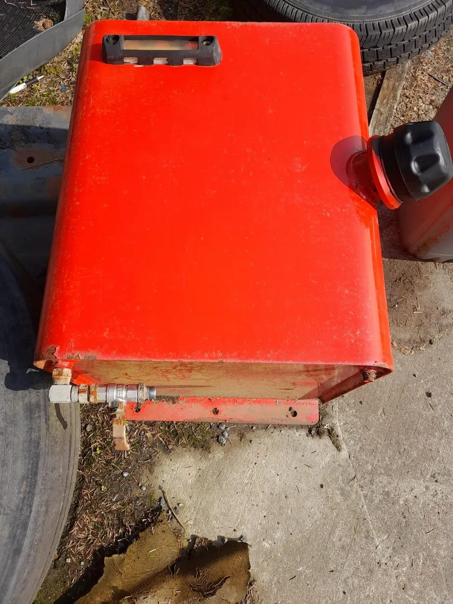 Machinery parts - Image 1